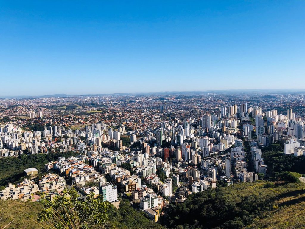 Com mais de 100 dias sem chuva, BH pode atingir estiagem histórica