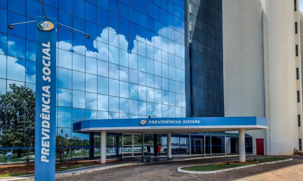 PF prende homem que fraudou mais de R$ 500 mil do INSS na Grande BH