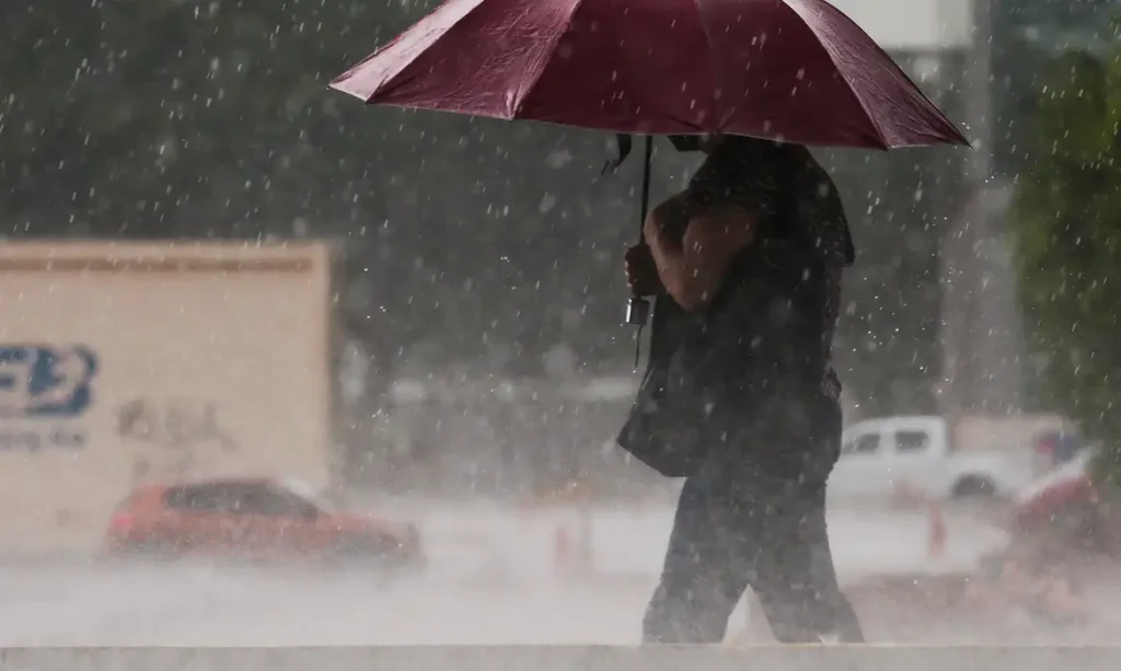 97% das cidades de Minas estão sob alerta para chuvas intensas na Sexta-Feira da Paixão - chuva 2601214145 0