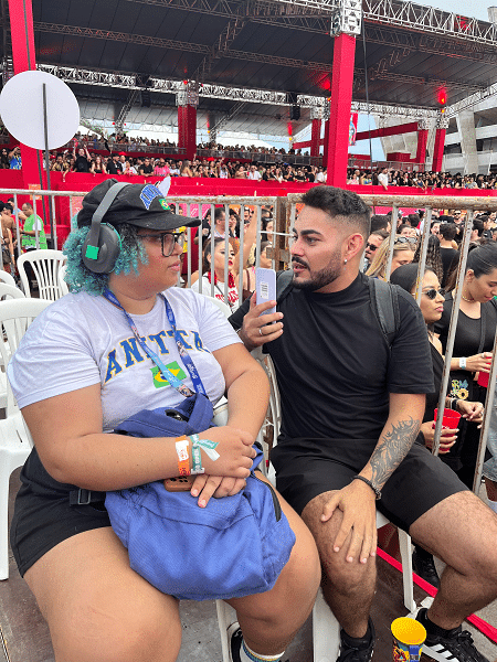 Ensaios da Anitta em BH: fãs comentam seu amor pela artista 5 Ensaios da Anitta em BH: fãs comentam seu amor pela artista - laura