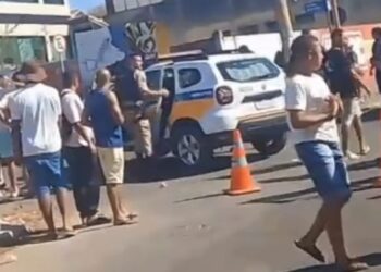 VÍDEO: caminhoneiro morre baleado após atropelar guarda municipal durante carreata em Sete Lagoas