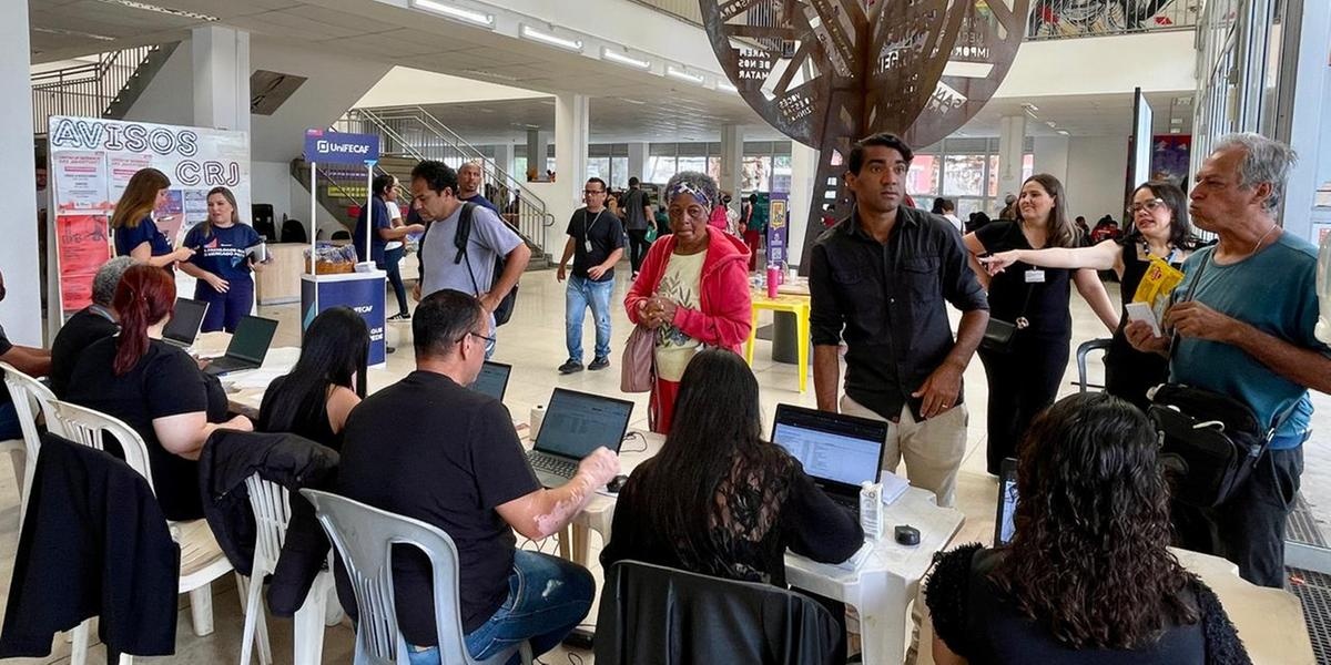 Belo Horizonte realiza feira de empregos com mais de 4,6 mil vagas ...